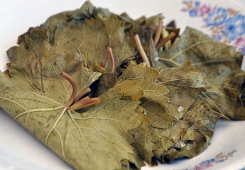 Salamura Yaprak Nasıl Yapılır? Salamura Yaprak Nasıl Yapılır?